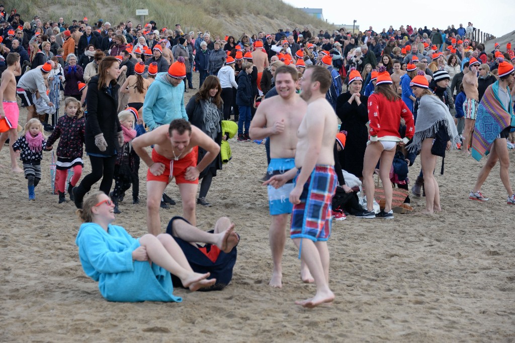 ../Images/Nieuwjaarsduik Nederzandt 2016 005.jpg